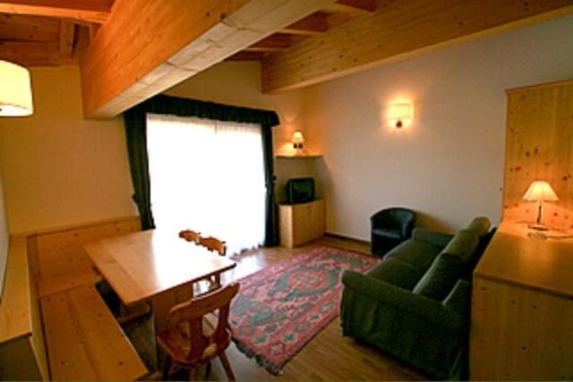 Residence Dolomia Pozza di Fassa Room photo